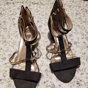 platform heels with cipper